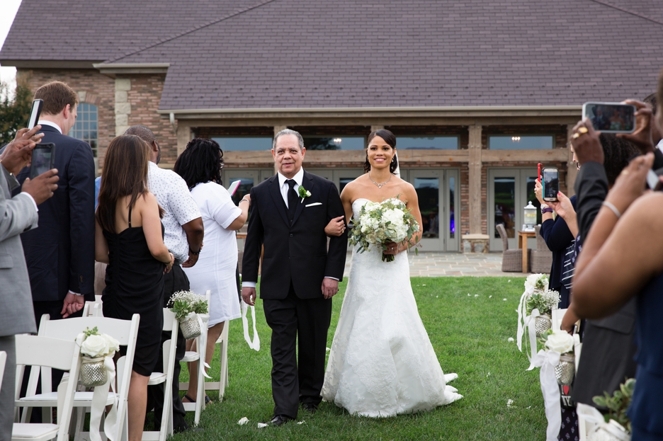 early mountain vineyard wedding